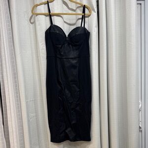 VENUS Strapless Black Dress